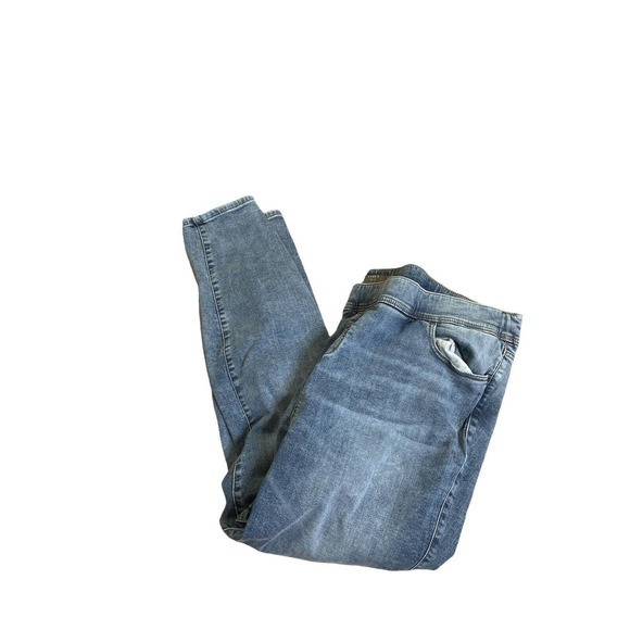 Torrid Womens Lean Jean Pull On Denim Blue Jeans Plus Size 4R 4 Regular - Picture 3 of 6